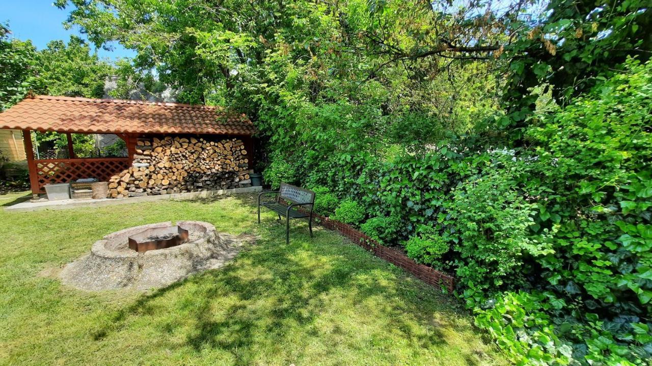 Biker Holiday Home Balatonakarattya Eksteriør bilde
