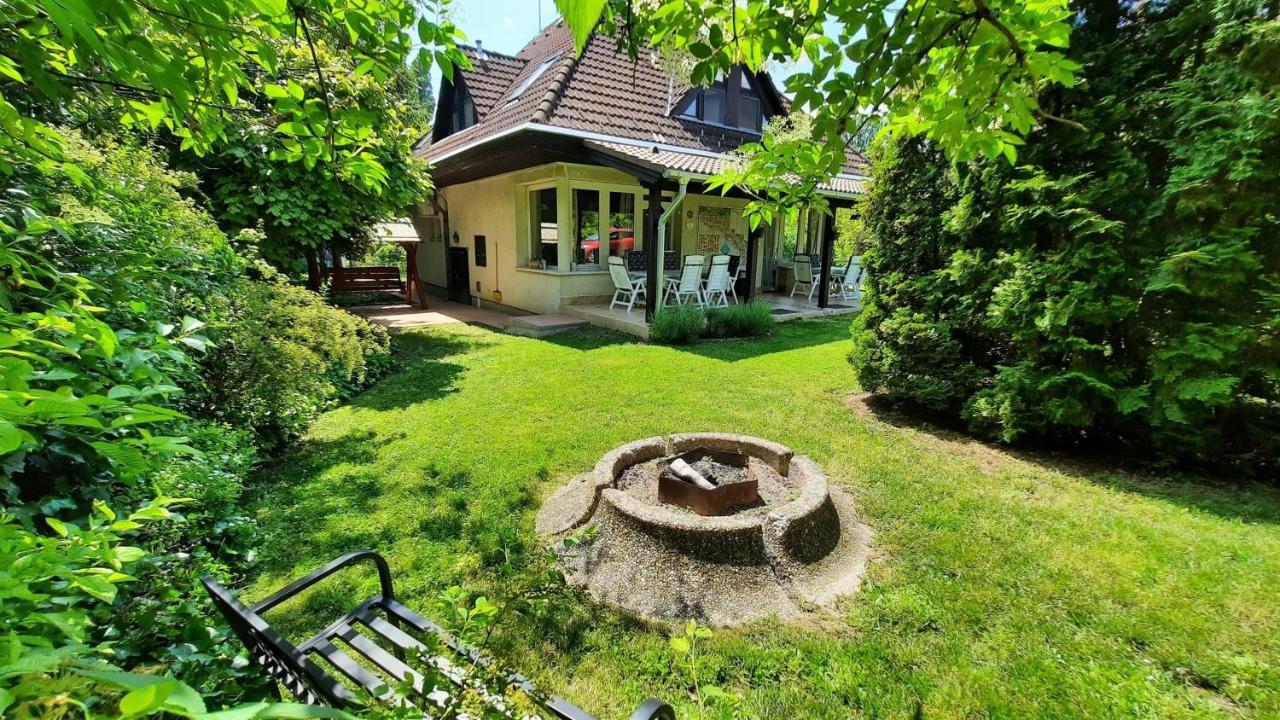 Biker Holiday Home Balatonakarattya Eksteriør bilde